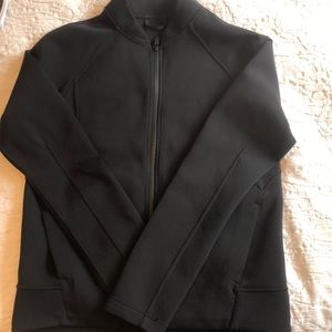 Lululemon Size 4 Black Jacket